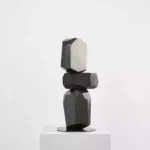 riklevy_microrockformationwoodbronze58_2024_maderaderoblequemadoyfundiciondebroncepatinado_58x30x30cm